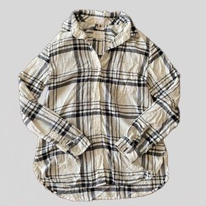 ✨ *BOGO* American Eagle women’s flannel *BOGO* ✨